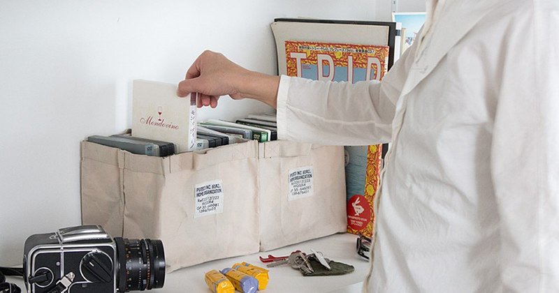 LAMINATED FABRIC ORGANIZER Square-Sand S 多功能方型收纳袋 小 - 收纳用品 - 防水材质 卡其色