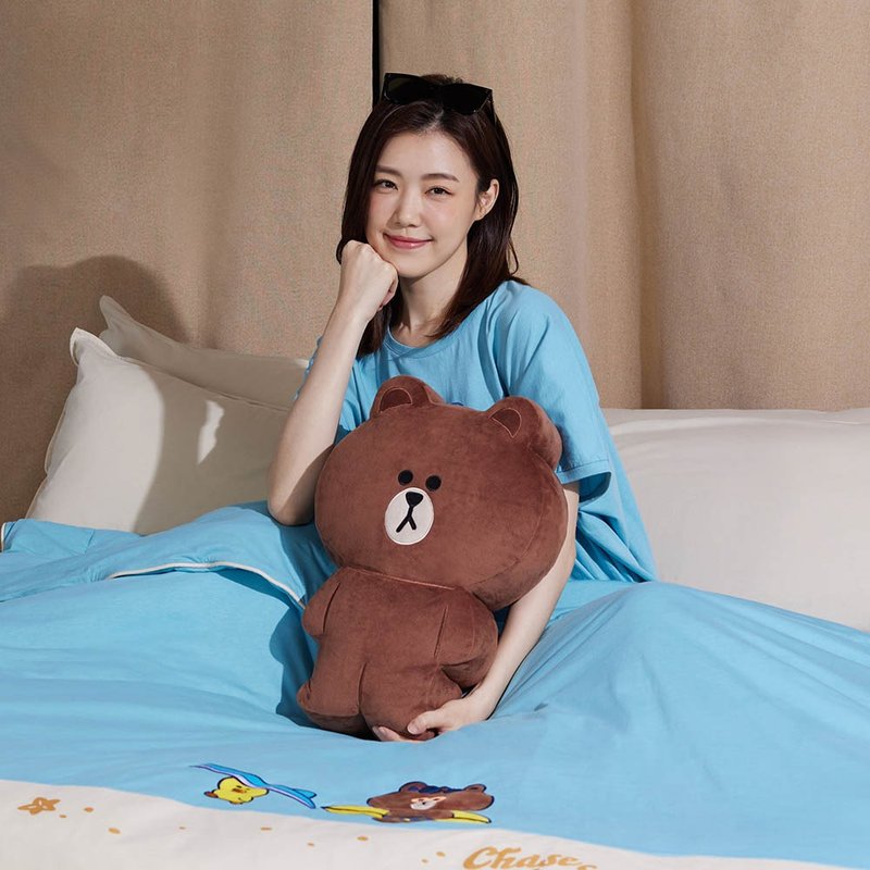 LINE FRIENDS | 熊大立体靠枕 - 枕头/抱枕 - 棉．麻 卡其色