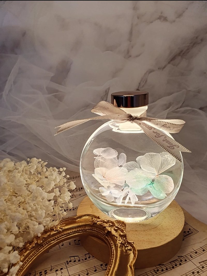 繁花无火扩香瓶 - 蜡烛/烛台 - 玻璃 