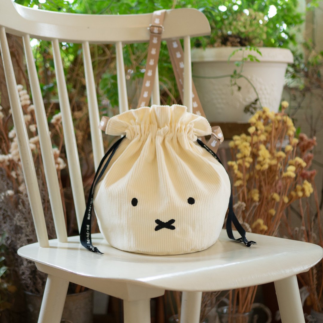 [Pinkoi x miffy] Miffy corduroy drawstring bag - 侧背包/斜挎包 - 其他人造纤维 白色