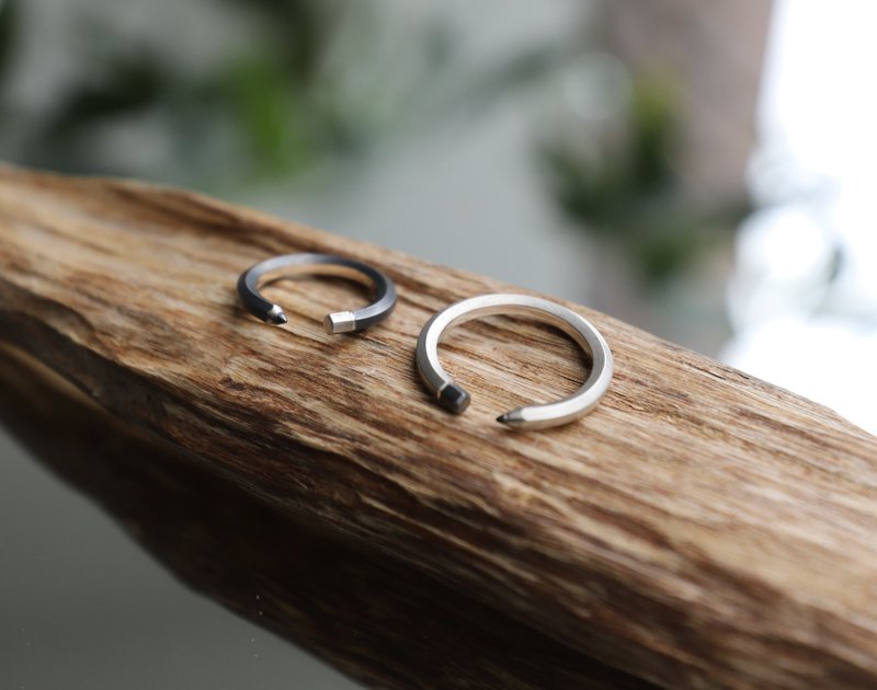 Silver pencil ring - 戒指 - 银 