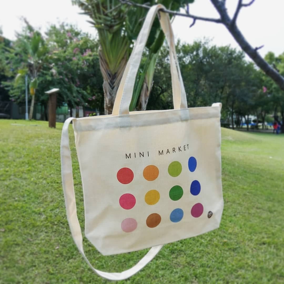 MINI MARKET 超级VIP粉丝 徽章搜集包/手提肩背侧背三用帆布包 - 侧背包/斜挎包 - 棉 多色