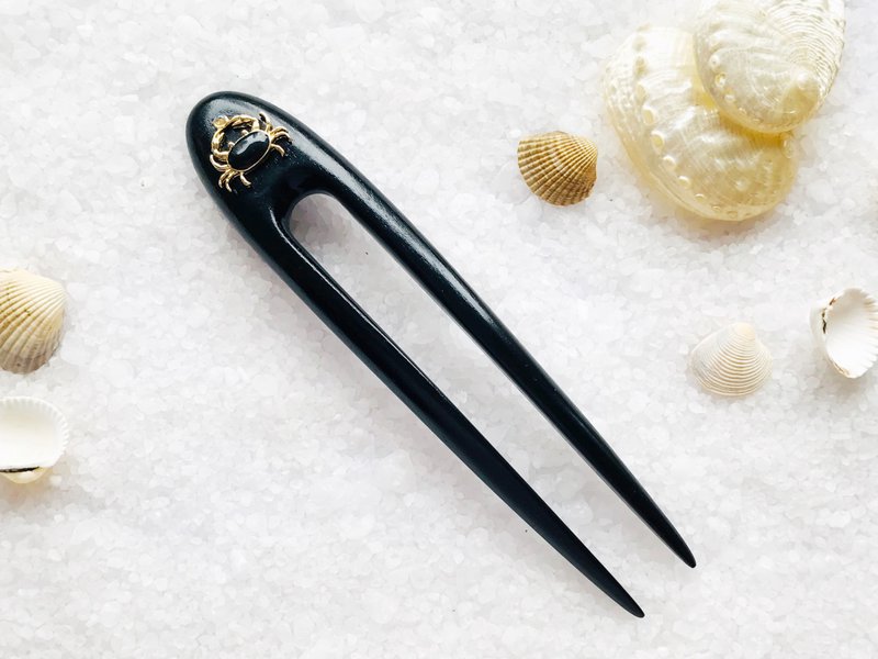 Black Hair Clip with crab, Hair Pin, Bun Holder for women, Wood Hair Stick - 发饰 - 木头 咖啡色