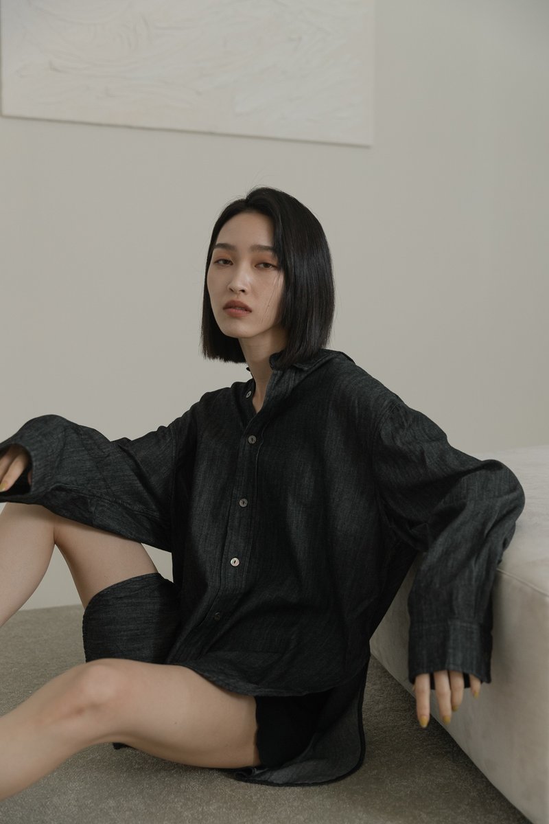 【品牌原创】Katherine 水洗丹宁 侧开薄衫 慵懒宽松 黑 - 女装衬衫 - 棉．麻 黑色