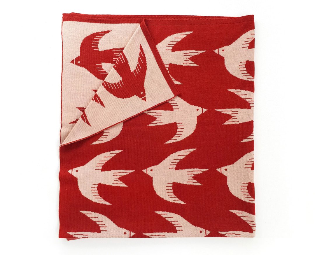 Luxurious merino wool blanket for babies or throw blanket for your knees - 被子/毛毯 - 羊毛 红色
