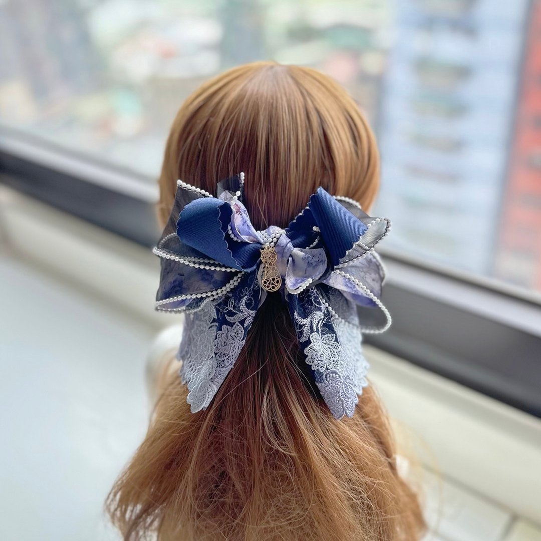 珠串卷边纱蕾丝蝴蝶结相交夹香蕉夹仙女夹发夹-深蓝紫灰色 - 发饰 - 其他材质 蓝色