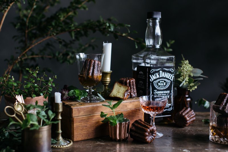 B.蛇么都顺心 可丽露六入礼盒 蛇年礼盒 春节礼盒 - 蛋糕/甜点 - 木头 咖啡色