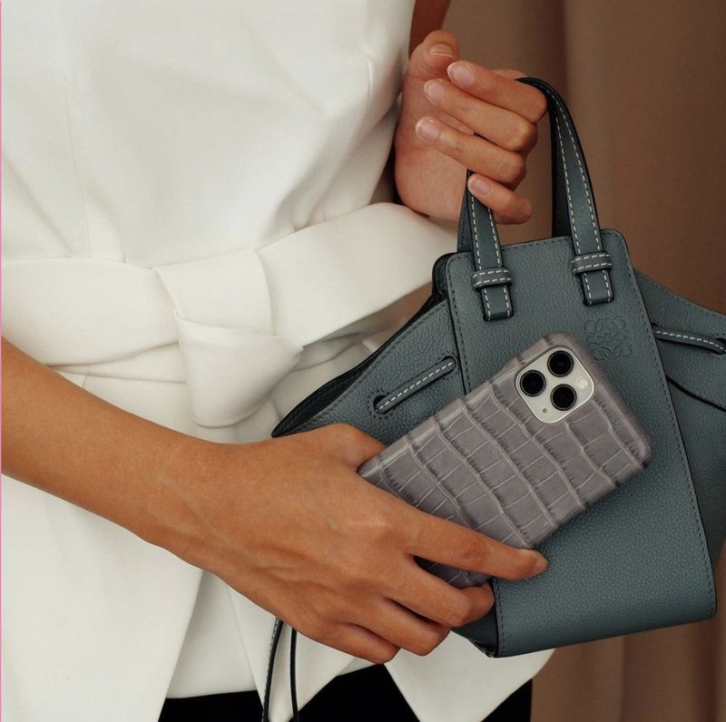 Croc Grey Personalized Phone Case - 名片夹/名片盒 - 真皮 灰色