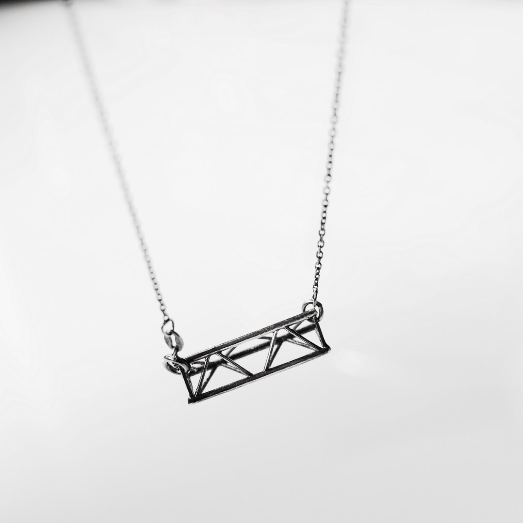 长款三角舞台架项链 Stage truss necklace - 项链 - 其他金属 灰色
