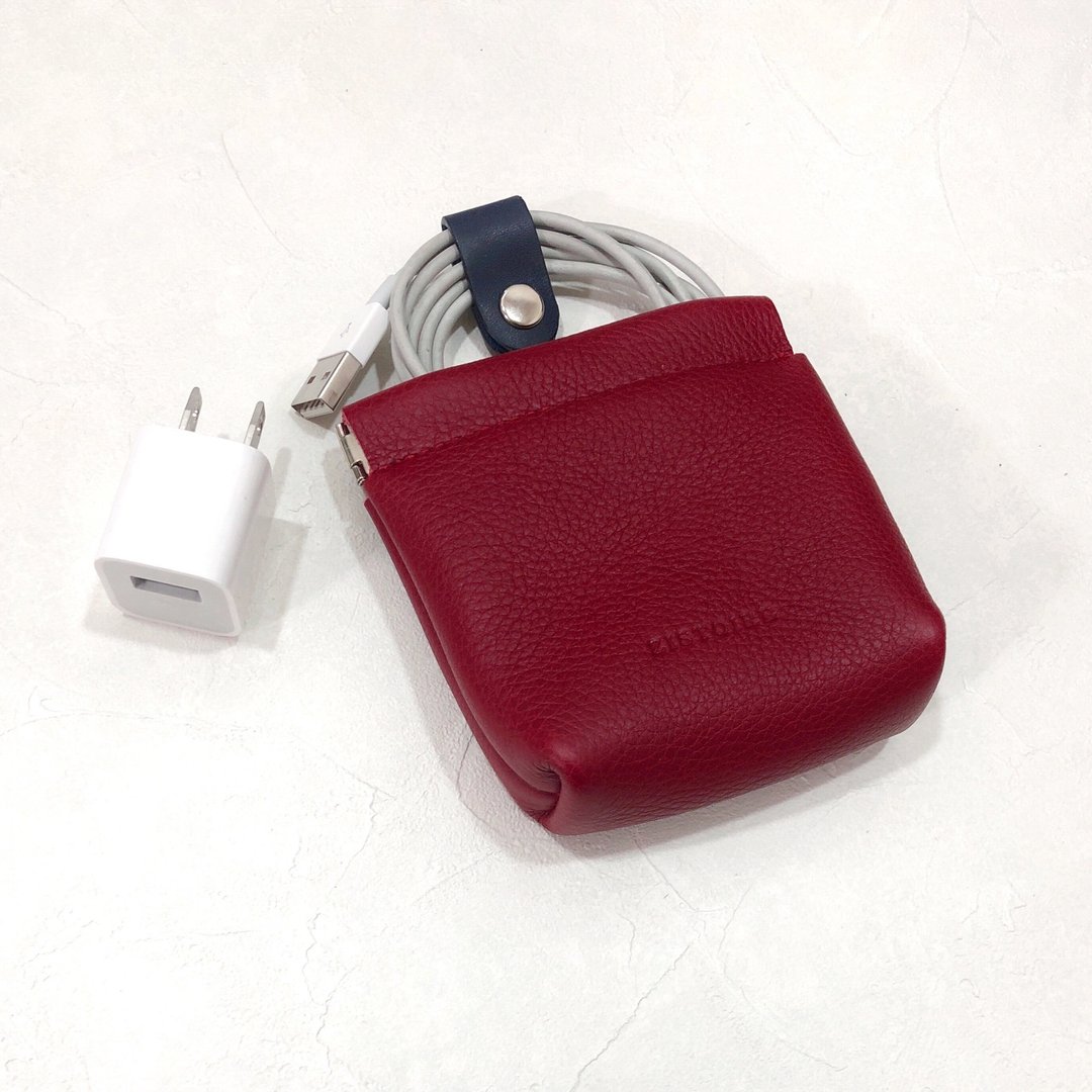 【Glamor】ZiBAG-037L/弹簧口金充电包 / 胭脂红(低调暗红) - 化妆包/杂物包 - 真皮 红色