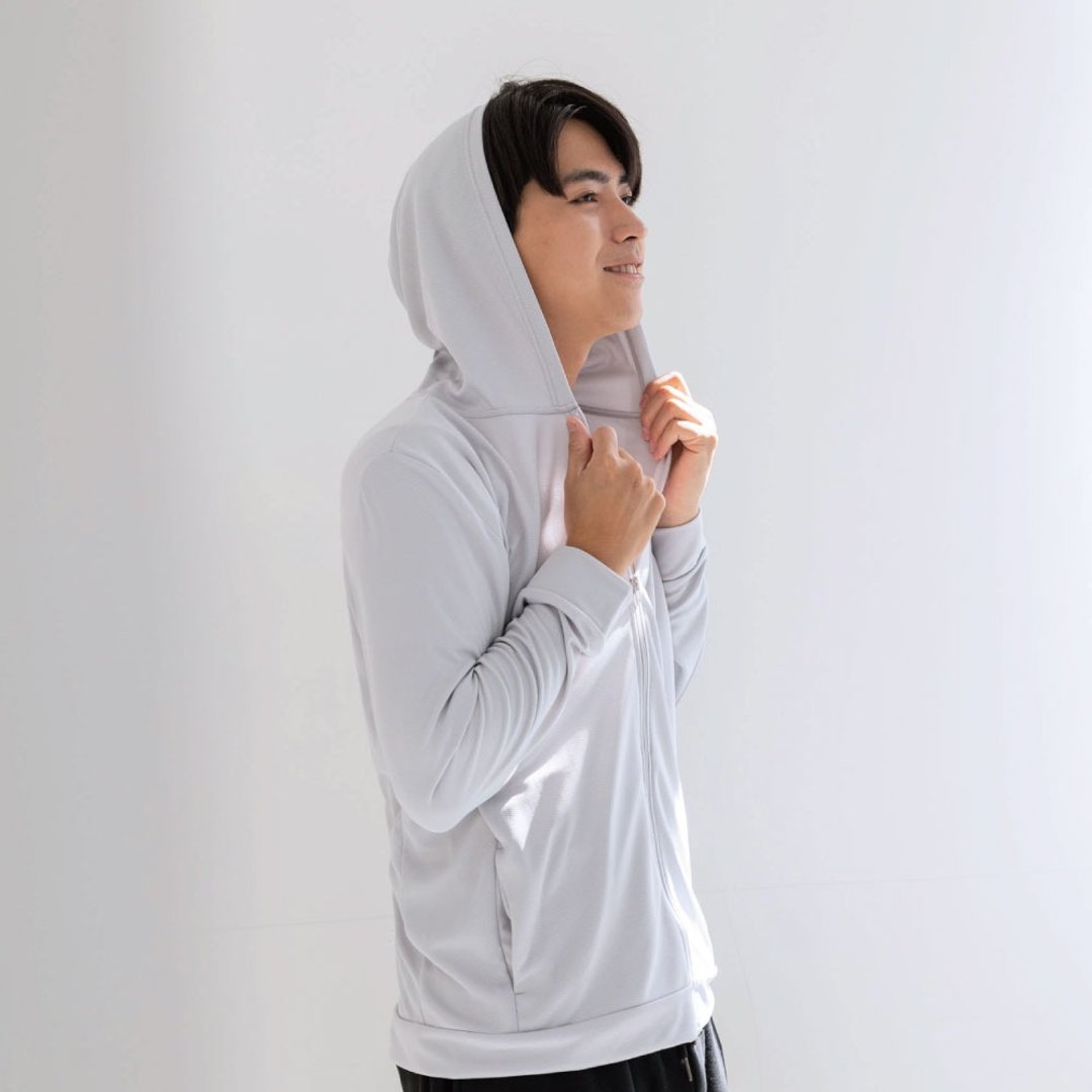 UPF50+吸湿排汗男防晒外套_连帽浅灰 - 男装外套 - 聚酯纤维 灰色