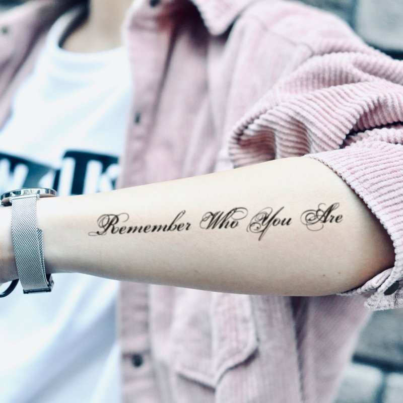 OhMyTat 记住你是谁 Remember Who You Are 刺青纹身贴纸 (2 张) - 纹身贴 - 纸 黑色