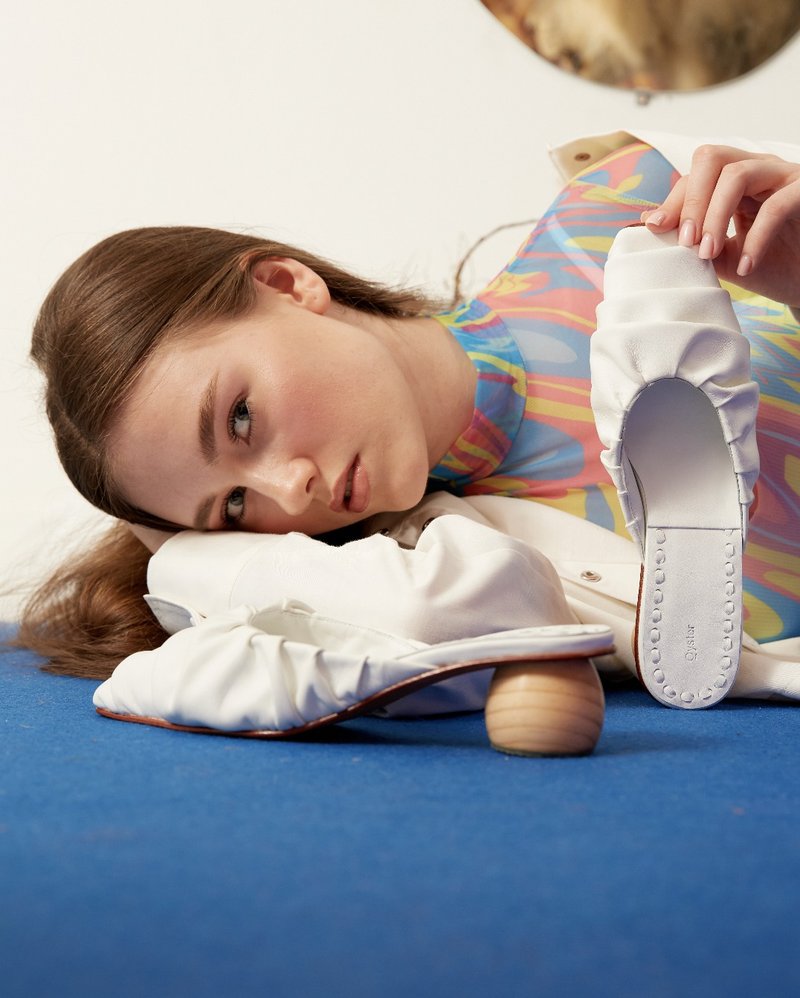 6.2 The Blend Mule / White - 其他女款皮鞋 - 真皮 卡其色