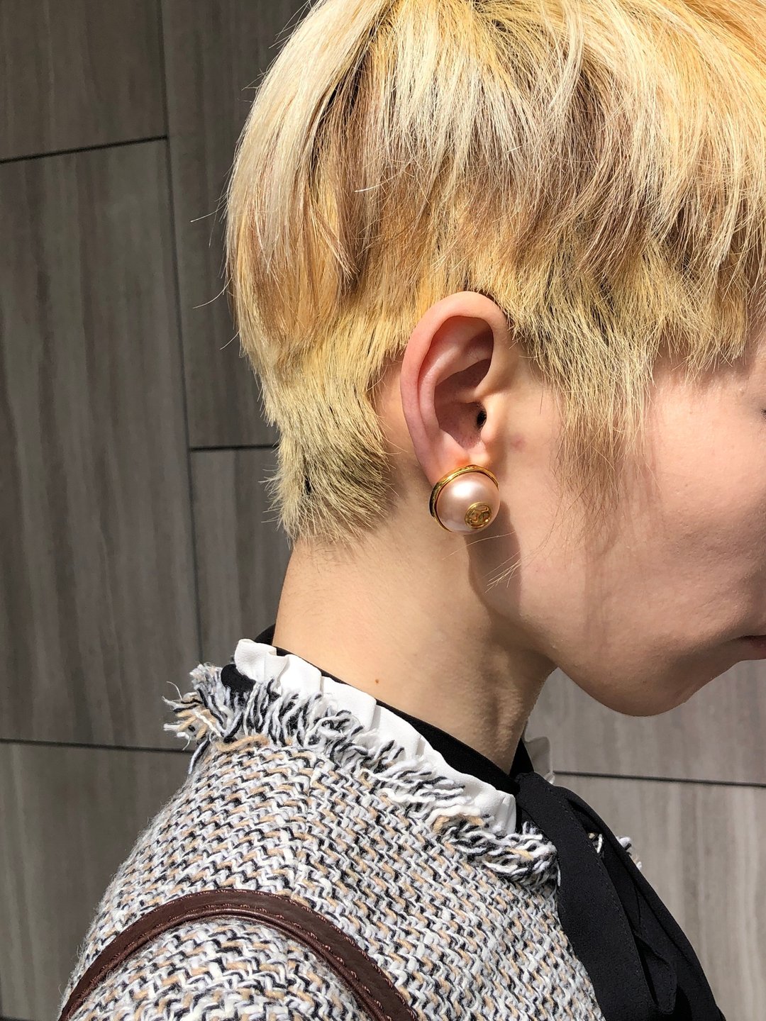【VintageShop solo 日本直送中古包专卖店】CHANEL 香奈儿 耳环 粉色×金色 经典双 C Logo 珍珠 复古 古董 pveu4d - 耳环/耳夹 - 其他材质 粉红色