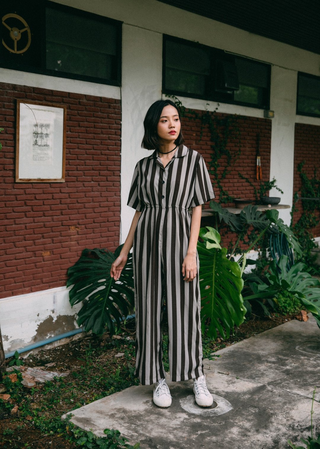GREY STRIPE HAWAII COLLAR JUMPSUIT WITH ELASTIC WAIST - 背带裤/连体裤 - 其他材质 灰色