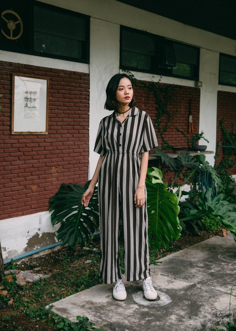 GREY STRIPE HAWAII COLLAR JUMPSUIT WITH ELASTIC WAIST - 背带裤/连体裤 - 其他材质 灰色