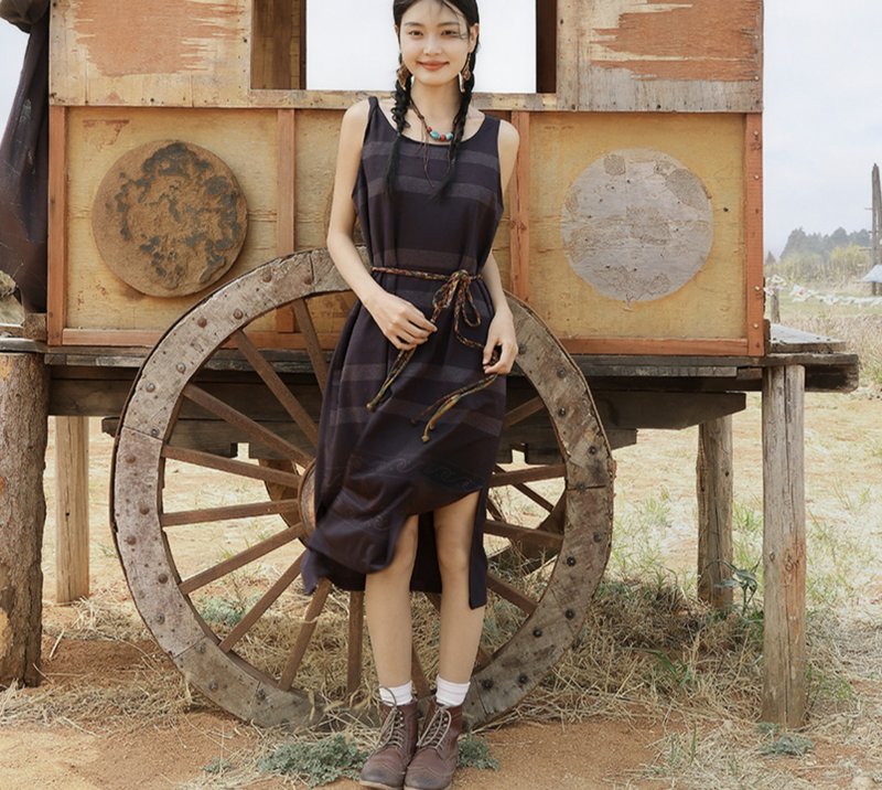 【以雪域星辰为墨】 城市游牧风/无袖手绘背心裙 - 洋装/连衣裙 - 其他材质 黑色