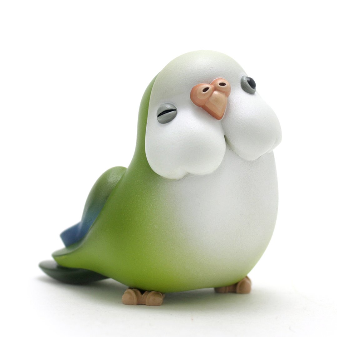 Quaker parrot figurine Monk parakeet Miniature Ornament Decor Parrot statue - 玩偶/公仔 - 树脂 绿色
