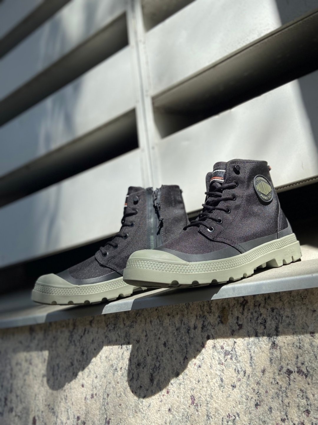 PALLADIUM PAMPA RECYCL LT+ WP+ 拉链防水靴 黑墨绿 74066-008 - 女款休闲鞋 - 其他材质 多色