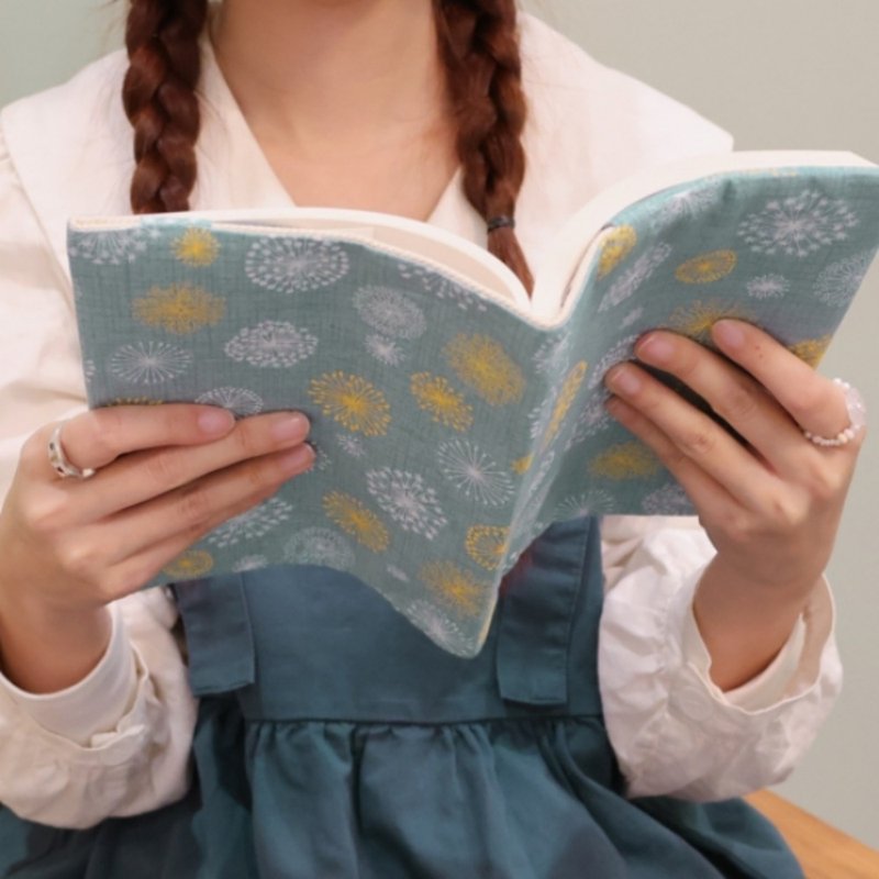 【支持弱势妈妈】可调式书衣│夏日花火 - 书衣/书套 - 棉．麻 蓝色