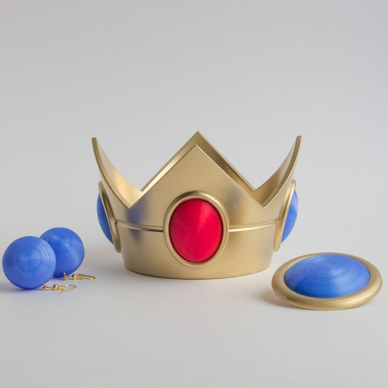 Princess Peach Accessories – Crown, brooch, earrings from Super Mario Bros video - 发饰 - 塑料 金色