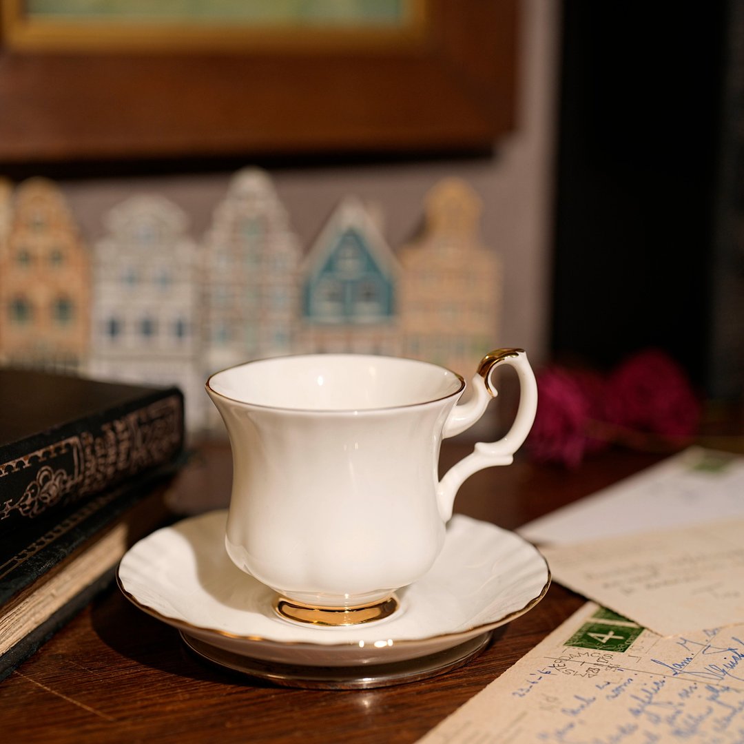 英国Royal Albert Val'Dor系列纯白骨瓷描金茶杯组/咖啡杯 - 茶具/茶杯 - 瓷 白色