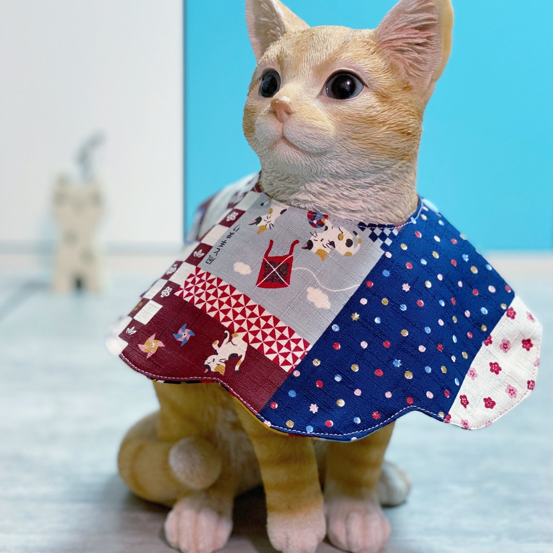猫咪花形口水肩 四合扣款 - 项圈/牵绳 - 棉 多色