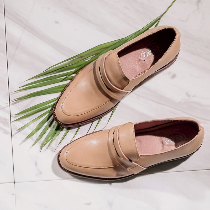 e cho 简约优雅小羊皮乐福鞋 Ec37卡其 - 女款休闲鞋 - 真皮 卡其色