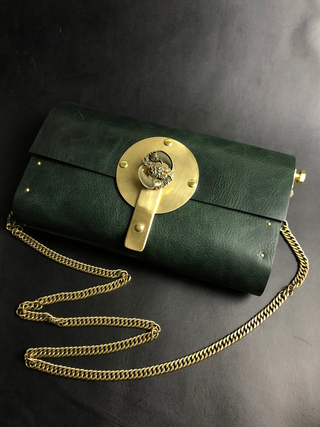 simple leather  桼器墨绿斜挎包 孤品 - 侧背包/斜挎包 - 真皮 绿色
