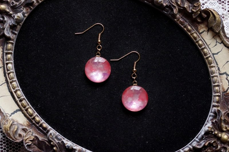 树脂艺术 圆形耳环・爱之影 - 耳环/耳夹 - 树脂 粉红色