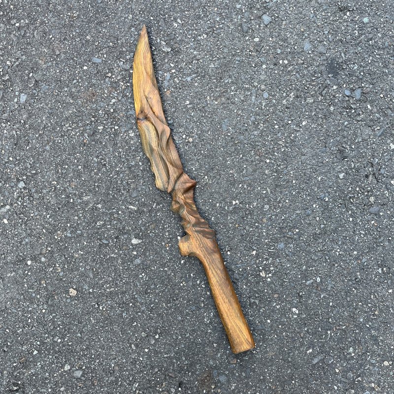 我贩剑 妖刀 悊讹 艺术木刀 手工木剑 绿檀 魔剑纸镇 - 摆饰 - 木头 绿色