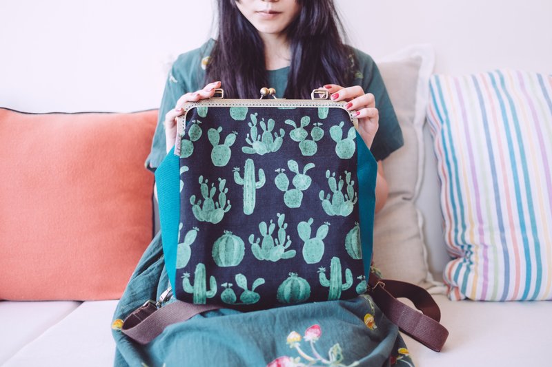 【神秘仙人掌】吐司口金包/后背包/侧背包/斜背包 - 后背包/双肩包 - 棉．麻 