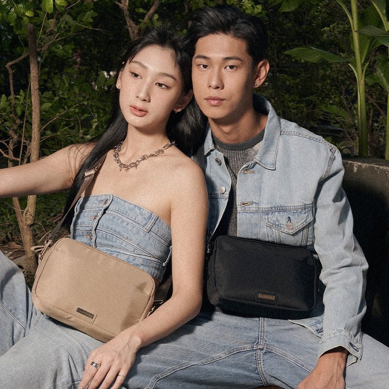 CUBE 轻量尼龙双层方包 - 暖沙色/简约黑 - 侧背包/斜挎包 - 尼龙 多色