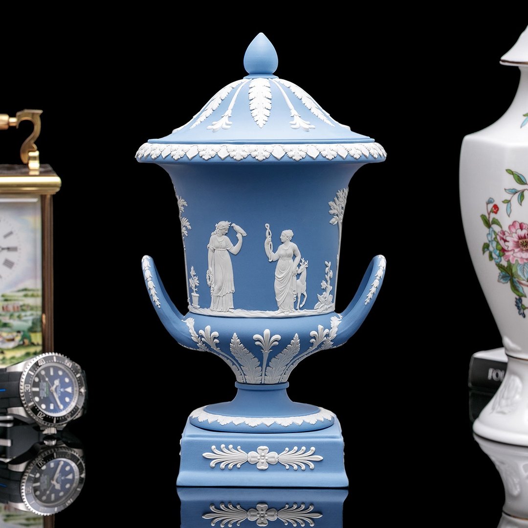 英国制Wedgwood碧玉浮雕1967希腊神话双耳陶瓷花瓶宝瓶冠军杯摆饰 - 花瓶/陶器 - 瓷 