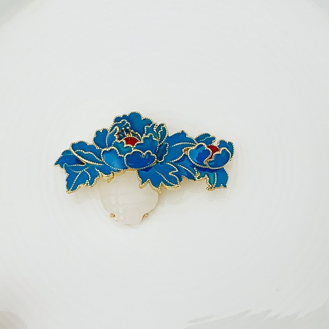 仓平手作 典雅精工设计 手工流釉 富贵牡丹 立体艺术别针/胸针 - 胸针 - 其他金属 蓝色
