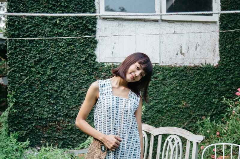 Mulmul mini leaf pinafore dress - 洋装/连衣裙 - 棉．麻 蓝色