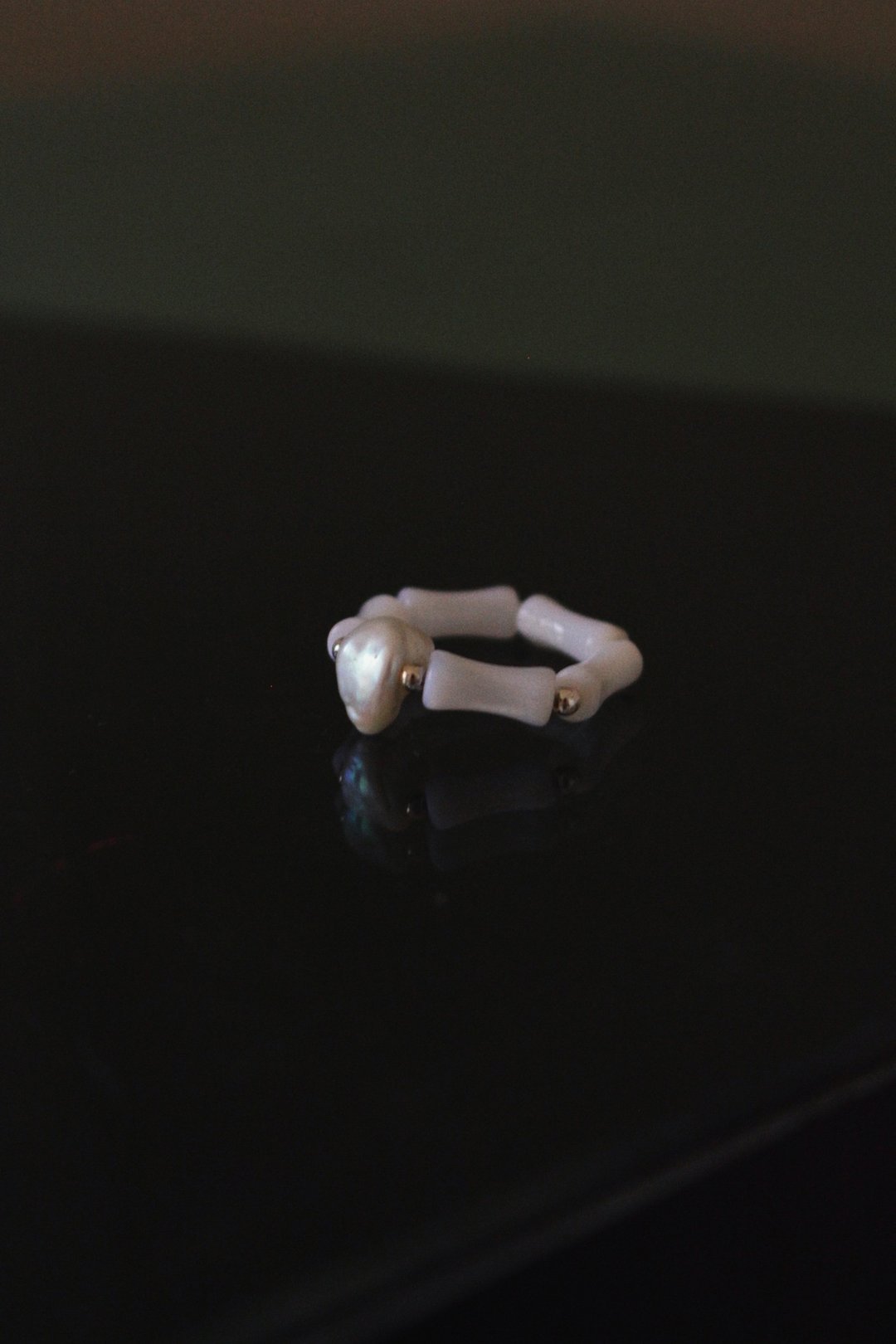 Bamboo Shaped Shell Pearl Ring – 贝壳竹节珍珠 – 戒指 - 戒指 - 珍珠 白色