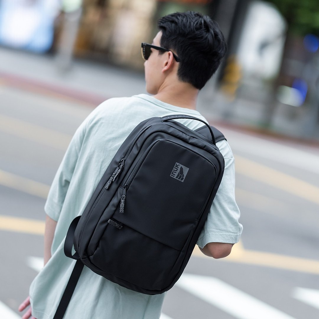 全境防水 潮旅电脑包  Water_Shed Granite4  黑  19.6L - 后背包/双肩包 - 聚酯纤维 黑色