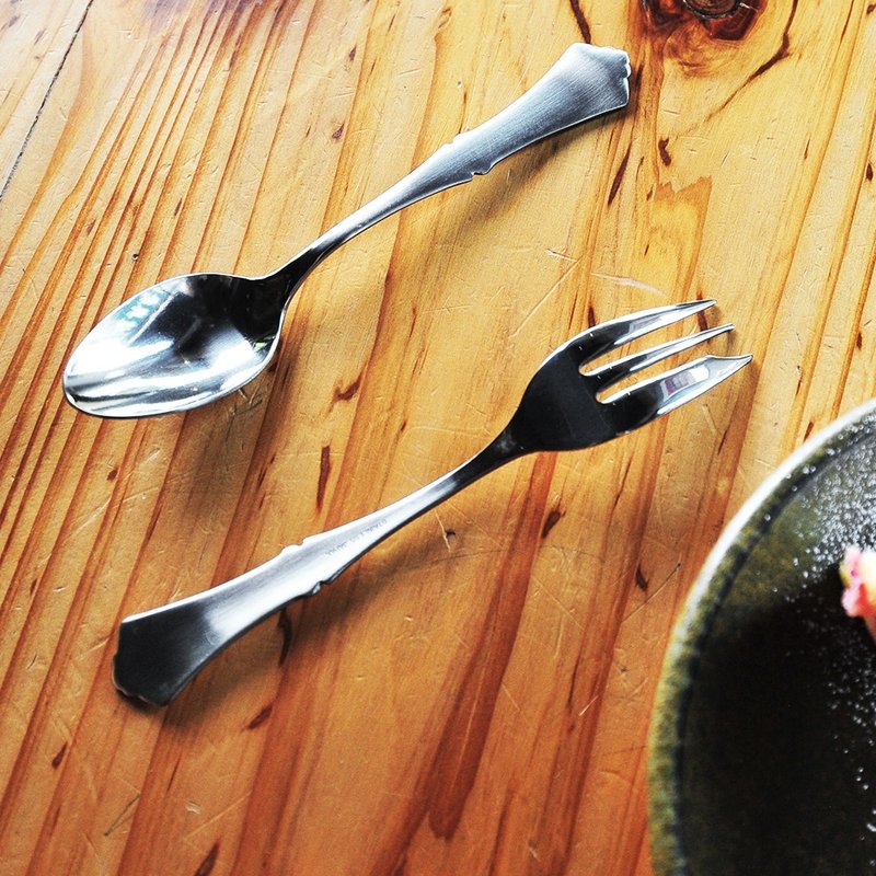 日本高桑金属 日制锤目纹不锈钢水果甜点叉-3入 - 餐刀/叉/匙组合 - 不锈钢 