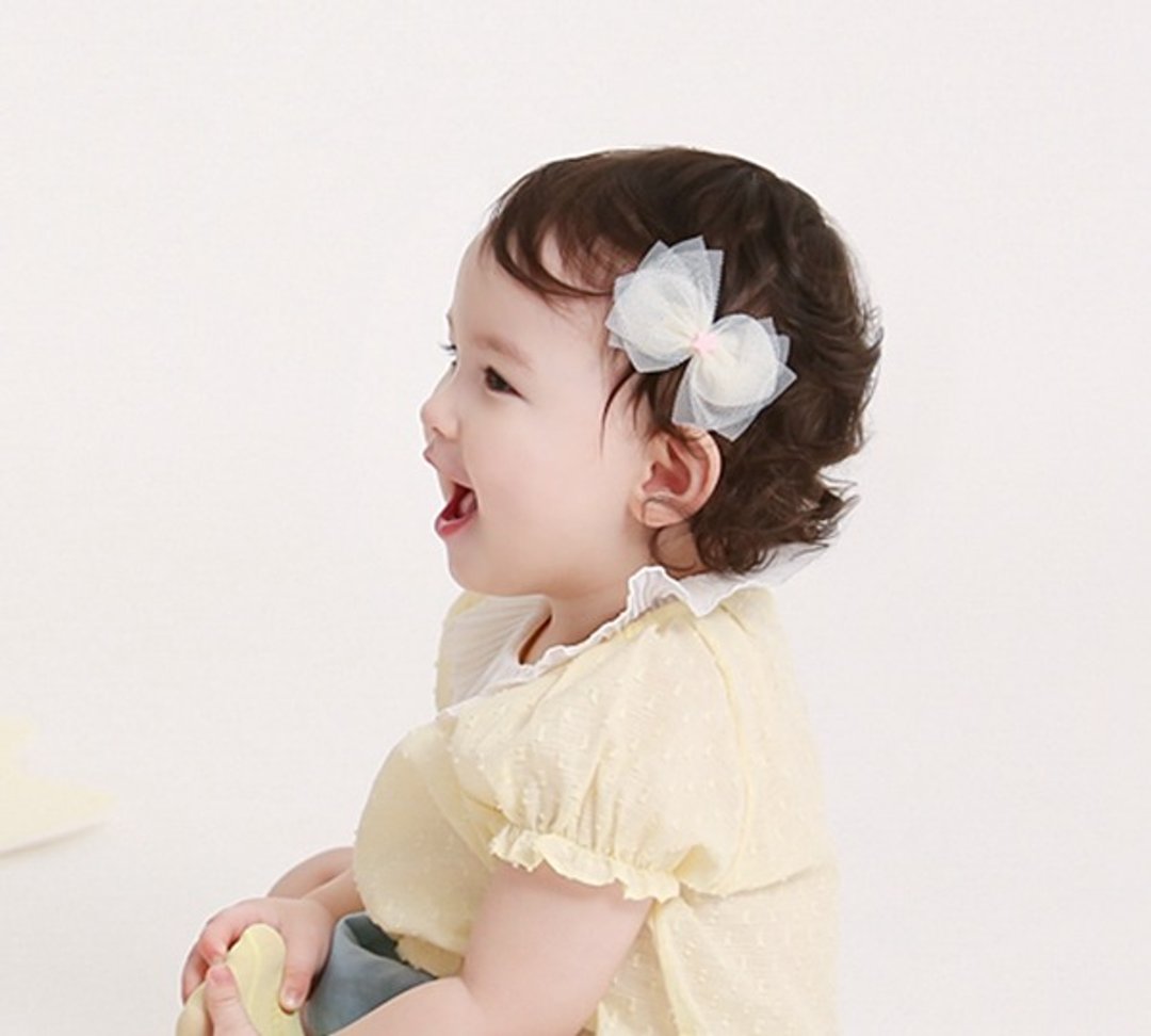 Happy Prince Elizen蝴蝶结女婴童发夹 韩国制(浅鹅黄) - 围嘴/口水巾 - 聚酯纤维 黄色