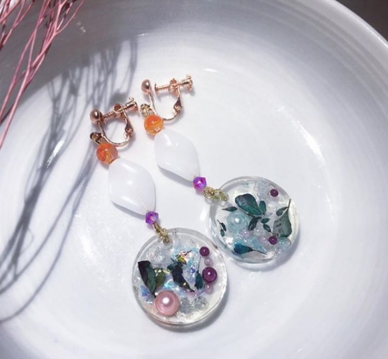 欧式复古系列【月与叶】 - 耳环/耳夹 - 其他材质 白色