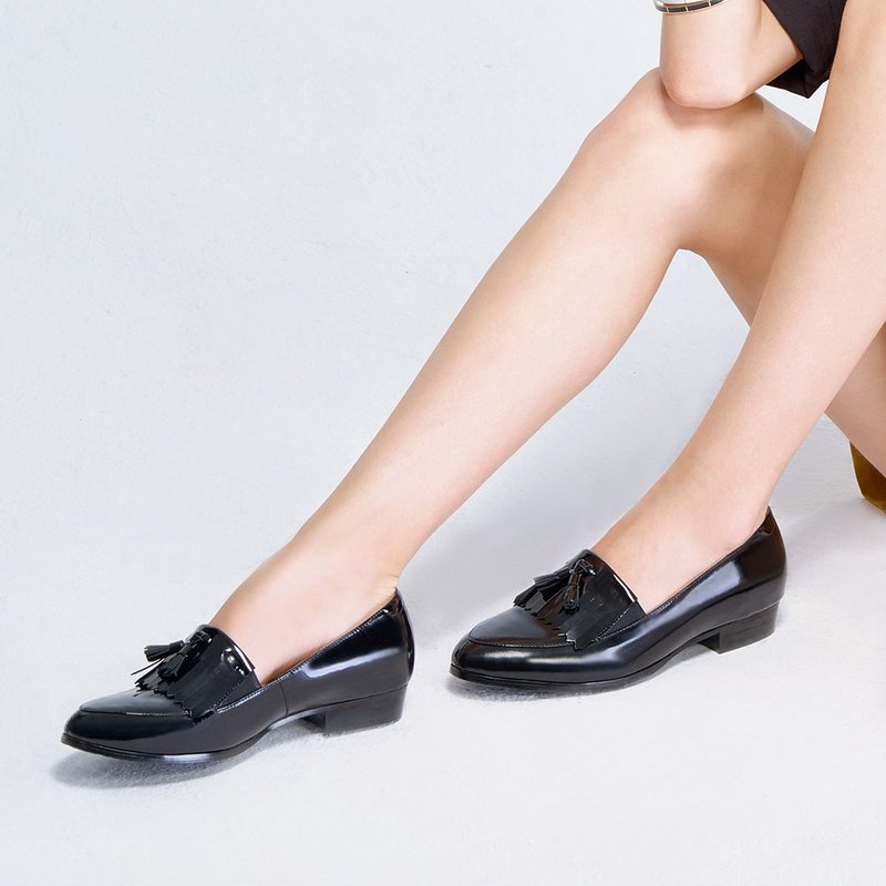 原皮黑色 全真皮流苏低跟乐福鞋 - 女款牛津鞋/乐福鞋 - 真皮 