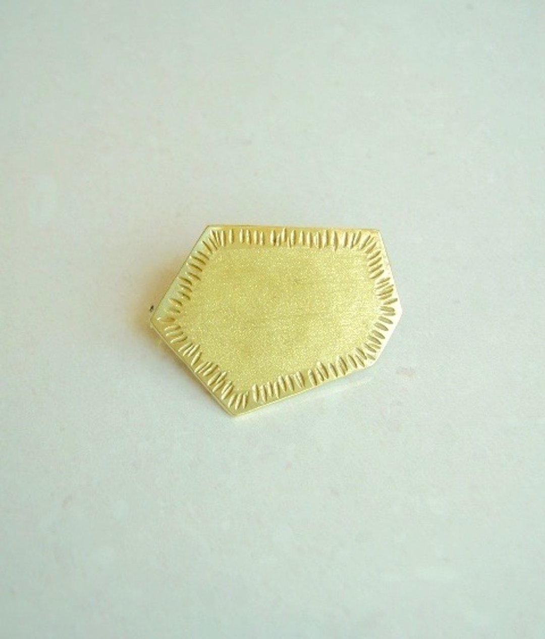 Polygon / brooch - 胸针 - 其他金属 金色