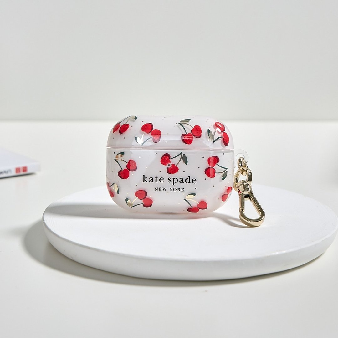 【kate spade】AirPods Pro 3 耳机保护壳 娇艳樱桃 - 耳机收纳 - 塑料 白色