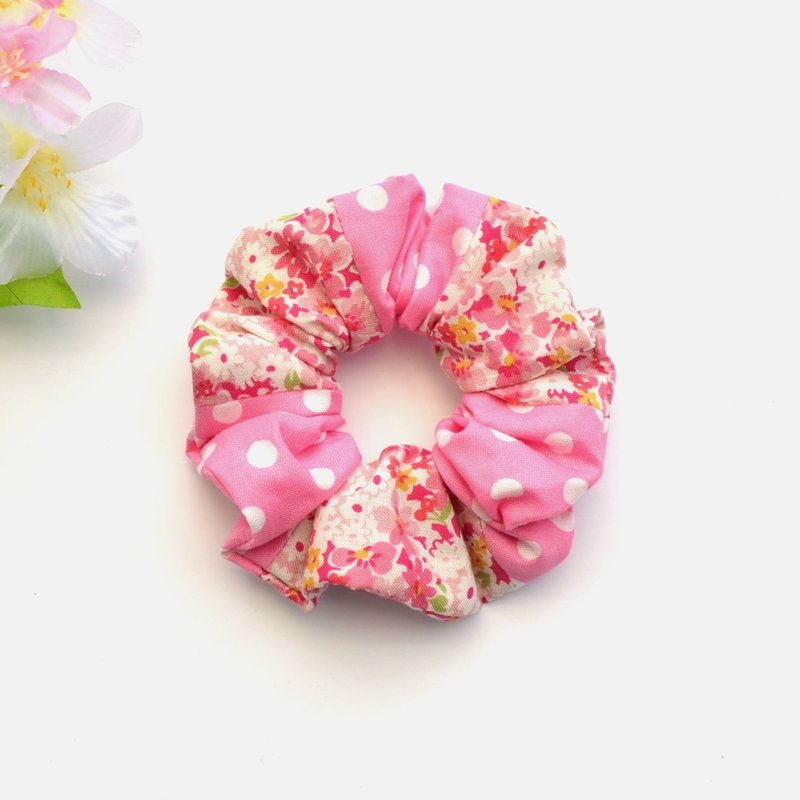 圆点水彩花拼接发圈 大肠发圈 发束 甜甜圈 大肠圈 手作 质感 - 发饰 - 棉．麻 粉红色