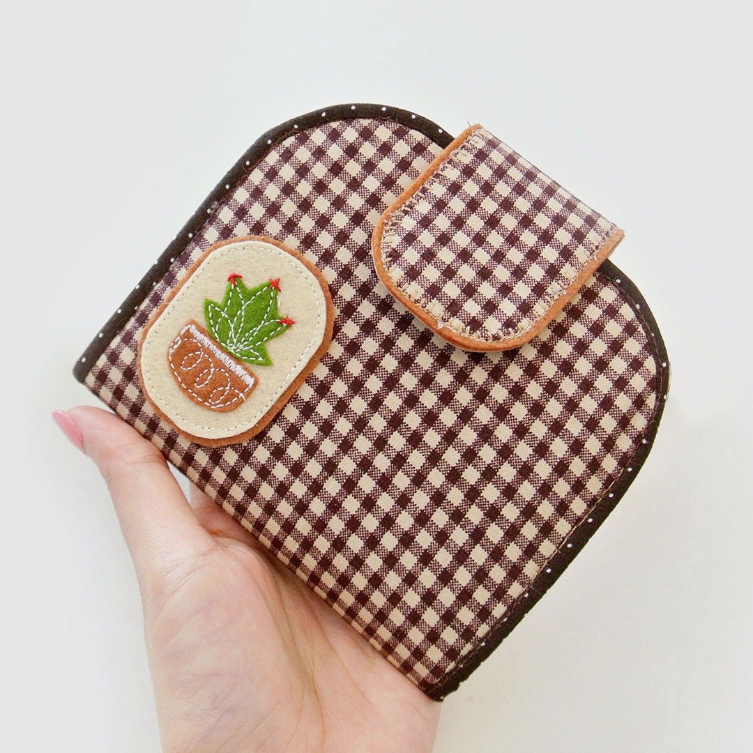Card Holder Wallet, Keychain Wallet, Change Purse - Cactus - 皮夹/钱包 - 棉．麻 咖啡色