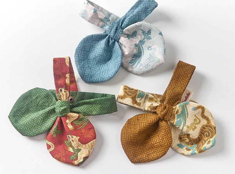 【赤红松绿】中国风端午艾虎宠物桃心领结/项圈/围脖/领巾 - 项圈/牵绳 - 其他人造纤维 多色