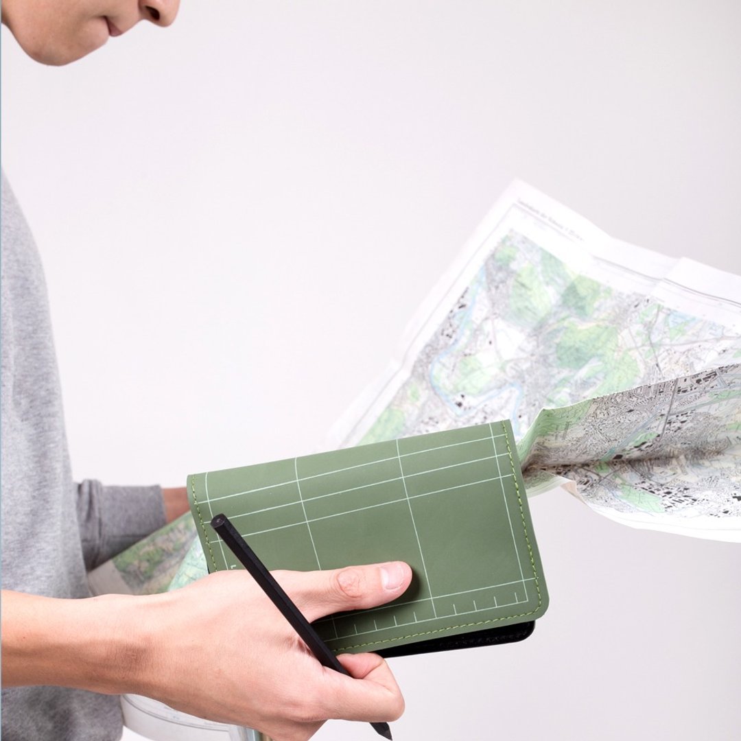 HYPE PASSPORT HOLDER - FOREST GREEN #CUTTINGMAT from Least studio. - 行李箱/行李箱保护套 - 橡胶 绿色
