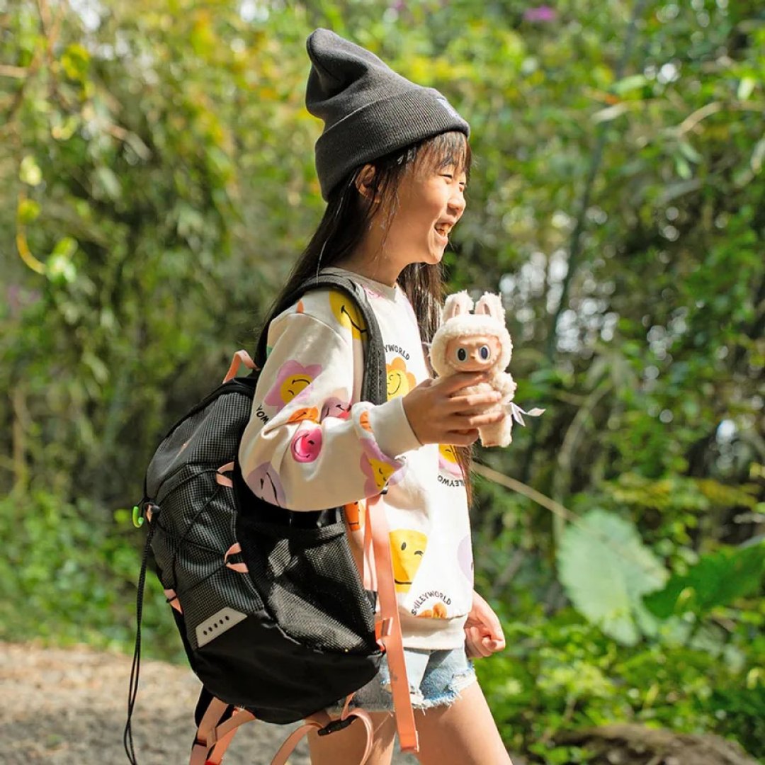 环保调色板 轻量健走机能背包  Eco Primary Trekker 黑粉  12L - 后背包/双肩包 - 环保材料 黑色