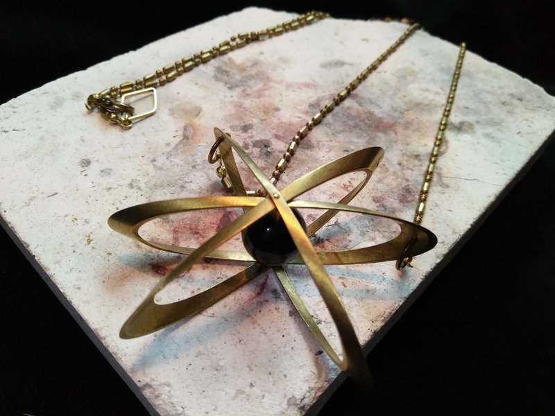 ▲ 原子核  Atomic nucleus /   brass necklace - 项链 - 其他金属 